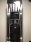 754870886454 Alassis Black Iris Tonka Bean Reed Diffuser Set