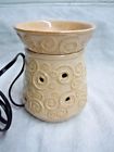 8102 Scentsy Large Scroll Beige