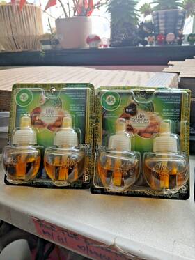 Air Wick 062338959573 Life Scents Trimming The Tree Cozy Fire Fresh Pine Cinnamon Cookie