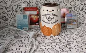 Ambiescents 843283101916 Pumpkin Kisses And Harvest Wishes Scented Wax Full Size Warmer