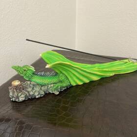 Anding 445048097040 2000 Adams Incense Stick Holder Ash Catcher Green Dragon 12in Long
