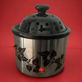 App-2103 Aroma Housewares Company Vtg Potpourri Crock Electric Simmering Stainless Steel Ivy Pattern