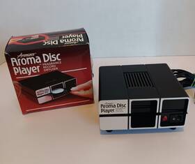 Adp-2001 Aromance Disk Player Vintage Aroma Disc Fragrance Record Diffuser Powers On