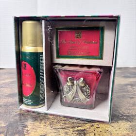 13670 Aromatique Vintage Inch The Smell Of Christmas Aerosol Gift Box W Candle And Spray