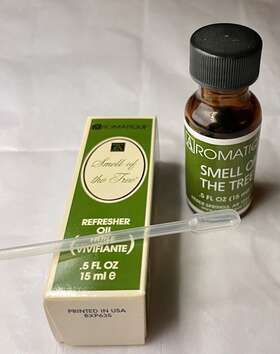 Aromatique 719997091594 Smell Of The Tree Refresher Oil .5 Fl Oz Preowned Read Description