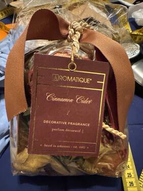 Aromatique 719997402031 Smell Of Cinnamon Cider7 Oz 198g Bag Potpourri Decorative Fragrance