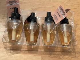 Bath & Body Works 0667559262800 And X4 Wallflower Fragrance Refill Bulbs Limoncello