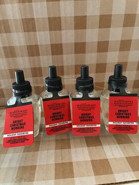 Bath & Body Works 0667659327256 And X4 Bright Christmas Morning Fragrance Refill Bulbs