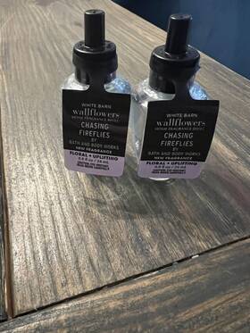 455610 Bath & Body Works And Chasing Fireflies Set 2 Wallflower Refills