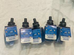 4657 Bath & Body Works And Cereal Milk Soft Serve Wallflowers Refill Bulbs Set 5