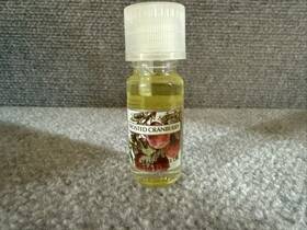Bath & Body Works 667524201629 And Frosted Cranberry Home Fragrance Diffuser Oil .33 Fl Oz