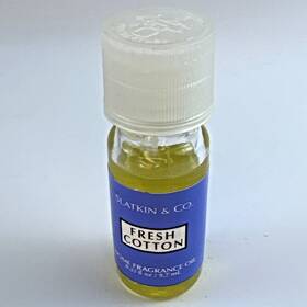 Bath & Body Works 667526670492 And Fresh Cotton Home Fragrance Oil 0.33 Oz Very Rare Htf