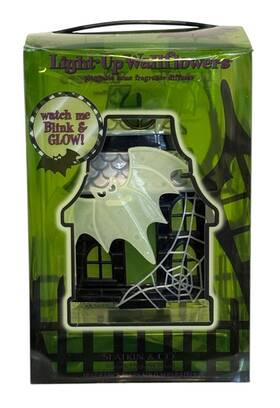 Bath & Body Works 667528625551 And Light Up Wallflowers Diffuser Haunted House Bats Halloween