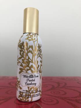 Bath & Body Works 667534266526 And Frosted Cranberry Room Spray 1.5 Oz Rare