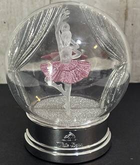 Bath & Body Works 667547540569 Ballerina Nightlight Wallflowers Light Up 24/7 Plug In Ballet Glitter Euc