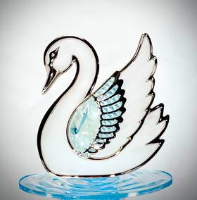 Bath & Body Works 667551850456 New Regal Swan Wallflower Nightlight Plug-in White Bird And Rare