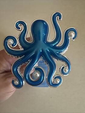 Bath & Body Works 667552109287 And Octopus Lighted Wallflower Plug Discontinued