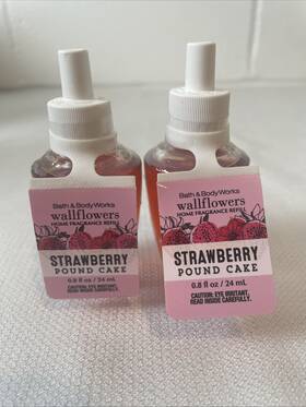 Bath & Body Works 667552211737 And Wallflower Fragrance Refill Bulb Lot 2 Strawberry Pound Cake