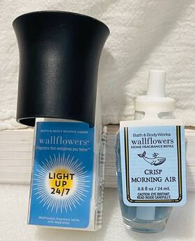 Bath & Body Works 667553048486 And Flare Light Up Wallflower Plug Refill Crisp Morning Air