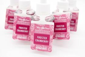 Bath & Body Works 667553592040 5 And Frosted Cranberry Wallflower Bulb Refill 0.8oz Lot New
