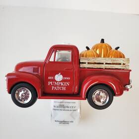 Bath & Body Works 667554858121 And Pumpkin Patch Red Truck Wallflower Plugin Nightlight New