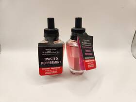Bath & Body Works 667555513043 And Twisted Peppermint Wallflowers Fragrance Refill Bulbs Set Of 2