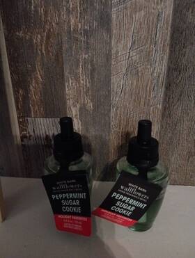 2-bath Bath & Body Works 667555514019 And Wallflower Fragrance Refill Bulb Peppermint Sugar Cookie Htf