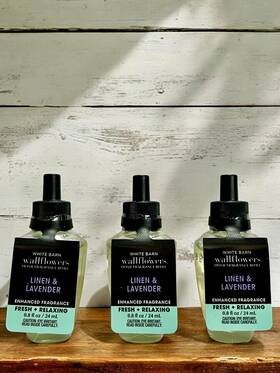 Bath & Body Works 667556033939 3 And White Barn Linen Lavender Wallflowers Plug-in Refill Bulb