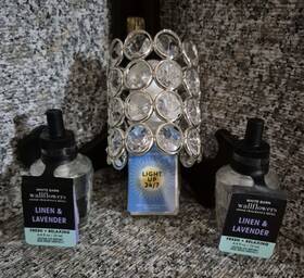 Bath & Body Works 667556056327 And Gems Wallflowers Light Up Scent Control Fragrance Plug W 2 Oil