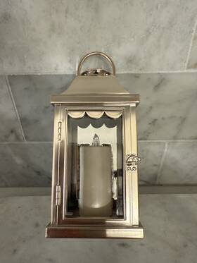Bath & Body Works 667556057201 And Lantern With Candle Plug Nightlight Diffuser Silver