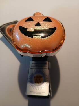 Bath & Body Works 667556615784 And Orange Pumpkin Jack-o- Lantern Glow Wallflower Plug Halloween