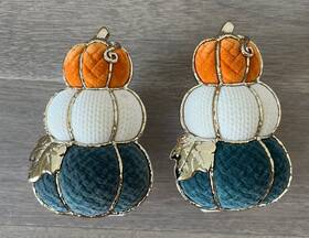 Bath & Body Works 667557142531 Set Of 2 And Stacked Quilted Cozy Pumpkin Wallflowers Fall 2022