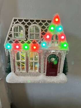 Bath & Body Works 667557471853 And Holiday House Pink Glitter Diorama Plugin Diffuser Nightlight