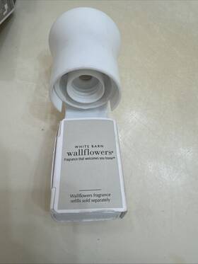 Bath & Body Works 667557976440 And White Flare Plain Wallflower Fragrance Plug In Holder Warmer