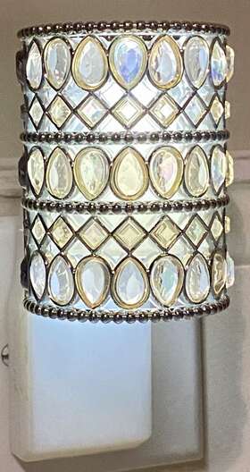 Bath & Body Works 667557985701 Golden Bling Night Light Up Wallflower Fragrance Plug In Holder