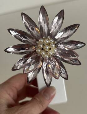 Bath & Body Works 667557985848 And Open Lotus Flower Night Light Up Wallflower Plug