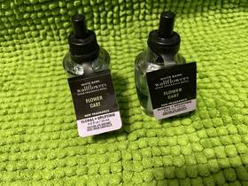 Bath & Body Works 667558379226 2x Flower Cart And Wallflowers Refills Floral Bouquet Green Rare