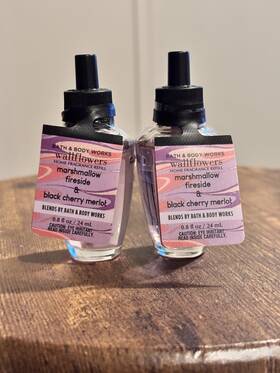 Bath & Body Works 667558548851 2 And Marshmallow Fireside Black Cherry Merlot Wallflowers Refill