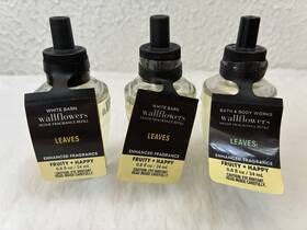 Bath & Body Works 667558672006 And White Barn Wallflowers Home Fragrance Refill Leaves Lot Of 3