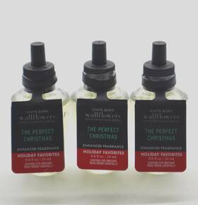 Bath & Body Works 667559092940 And The Perfect Christmas Wallflowers Refill 0.8oz 3 Bulbs - New