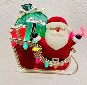 Bath & Body Works 667559104261 And Santas Sleigh Projector Wallflower Plug-in Slightly Used