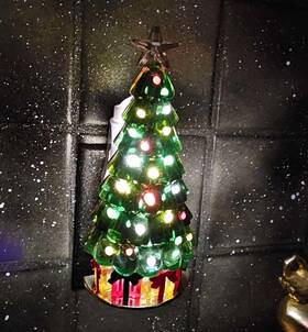 Bath & Body Works 667559107286 And 2023 Christmas Tree Nightlight Wallflowers Fragrance Plug
