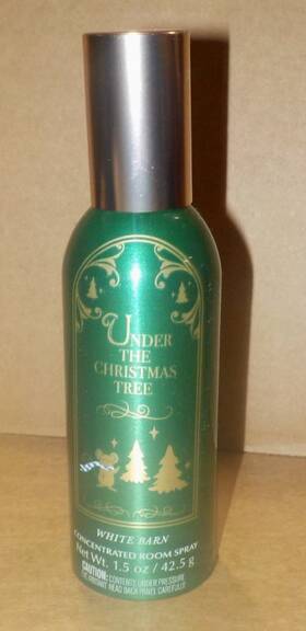 Bath & Body Works 667559122098 White Barn By And Under The Christmas Tree Concentrated Room Spray