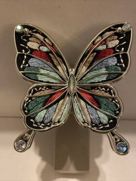 Bath & Body Works 667559259145 And Embroidered Butterfly Wallflower Fragrance Plug In