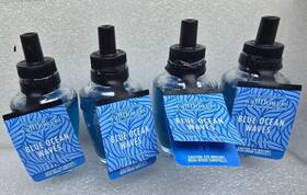 Bath & Body Works 667559261582 And Set Of 4 Blue Ocean Waves Wallflowers Beach Breezes Citrus Sea