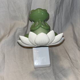 Bath & Body Works 667559265412 And Yoga Frog Flower Light Up Wallflower Fragrance Plug In J6