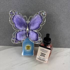 Bath & Body Works 667559275589 And Wallflowers Plug-in Diffuser Purple Butterfly With Pumpkin Pecan
