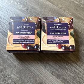 Bath & Body Works 667559283911 And Black Cherry Merlot Wallflower Refills - 4 Bulbs New In Box