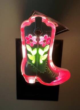 Bath & Body Works 667559285472 Neon Cowgirl Boot Wallflower Nightlight Plug-in And Pink Floral