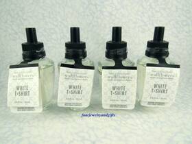 Bath & Body Works 667559295990 And White T-shirt Wallflowers Refill Bulbs X 4 - New